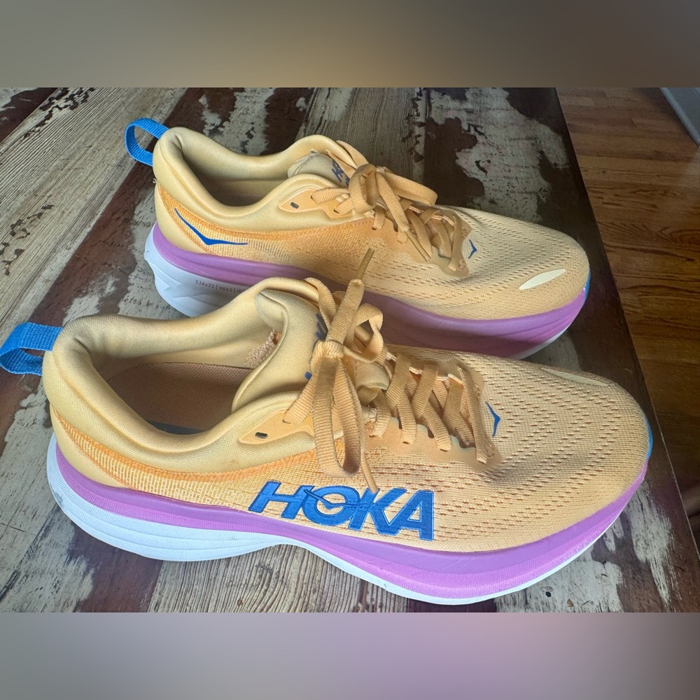 Hoka One Bondi8